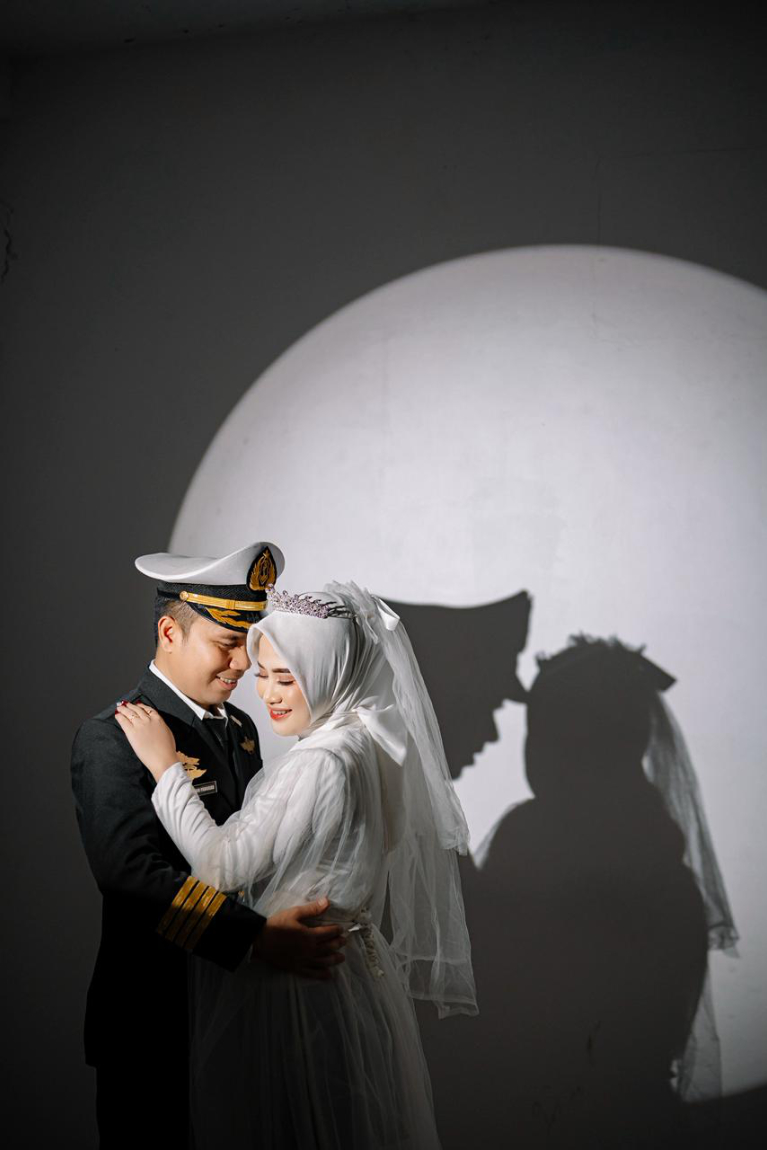 Amir & Ayu