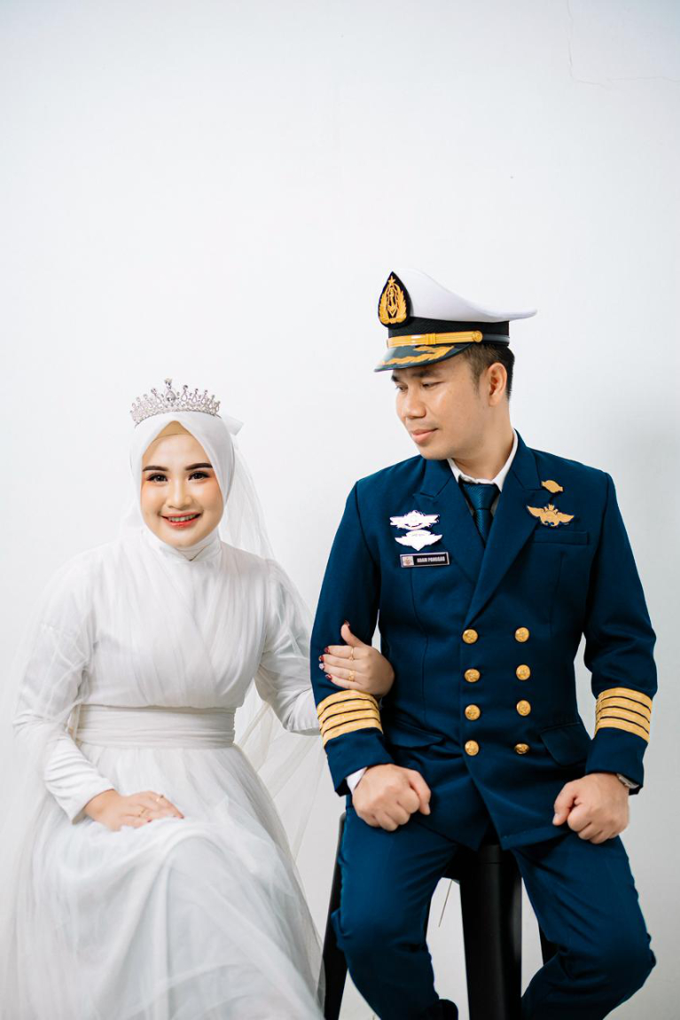 Amir & Ayu