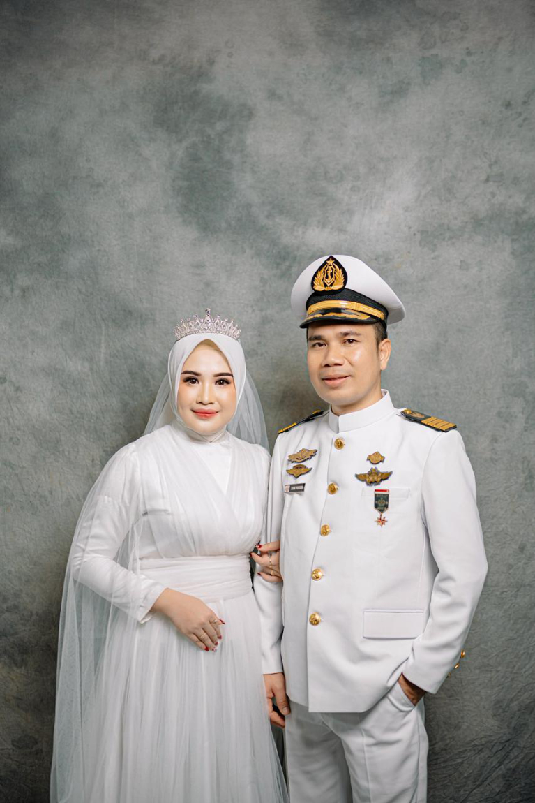 Amir & Ayu